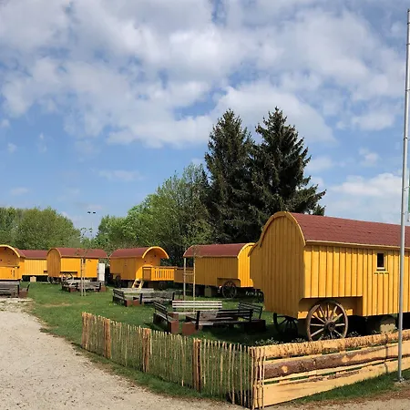 Hotel Naturama - Schaeferwagendorf